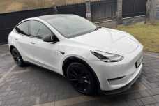 Tesla Model Y I