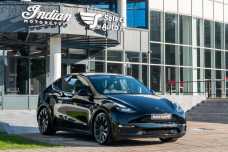 Tesla Model Y I