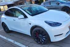 Tesla Model Y I