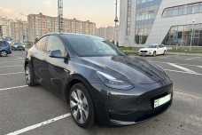 Tesla Model Y I