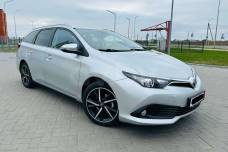 Toyota Auris II (E180) Рестайлинг