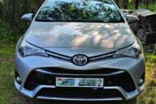 Toyota Avensis III (T270)  2-й рестайлинг, 2015, пробег 208000 км
