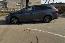Toyota Avensis III (T270)  2-й рестайлинг, 2015, пробег 226000 км