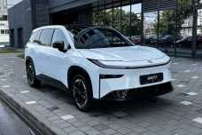 Toyota BZ3X , 2025, пробег 32 км