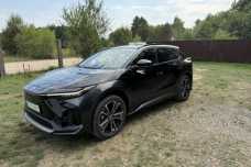 Toyota BZ4X , 2022, пробег 15000 км