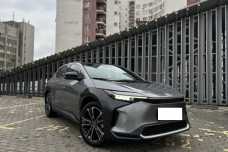 Toyota BZ4X , 2022, пробег 29800 км