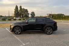 Toyota BZ4X , 2023, пробег 250 км