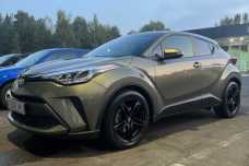 Toyota C-HR I  Рестайлинг, 2020, пробег 75000 км