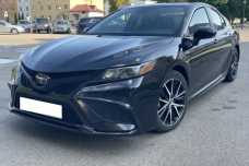 Toyota Camry XV70  Рестайлинг, 2021, пробег 155000 км