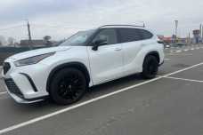Toyota Highlander IV (XU70), 2023, пробег 38000 км
