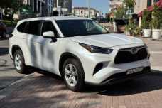Toyota Highlander IV (XU70), 2023, пробег 42000 км