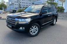 Toyota Land Cruiser J200  2-й рестайлинг, 2016, пробег 261000 км