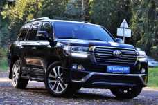 Toyota Land Cruiser J200  2-й рестайлинг, 2017, пробег 130000 км