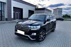 Toyota Land Cruiser J200  2-й рестайлинг, 2017, пробег 136000 км
