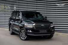 Toyota Land Cruiser J200  2-й рестайлинг, 2018, пробег 228000 км