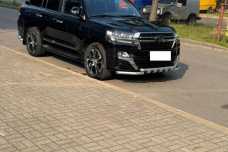 Toyota Land Cruiser J200  2-й рестайлинг, 2021, пробег 166000 км