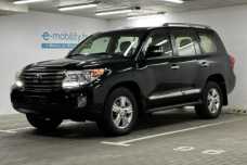 Toyota Land Cruiser J200  Рестайлинг, 2012, пробег 143572 км