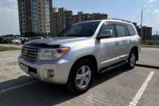 Toyota Land Cruiser J200  Рестайлинг, 2012, пробег 196000 км