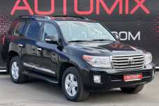 Toyota Land Cruiser J200  Рестайлинг, 2013, пробег 192945 км