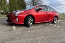 Toyota Prius IV (XW50), 2017, пробег 220000 км
