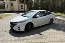 Toyota Prius Prime , 2017, пробег 172000 км