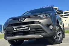 Toyota RAV4 IV (XA40)  Рестайлинг, 2016, пробег 125000 км