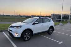 Toyota RAV4 IV (XA40)  Рестайлинг, 2016, пробег 198650 км