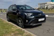 Toyota RAV4 IV (XA40)  Рестайлинг, 2017, пробег 310000 км