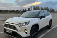 Toyota RAV4 V (XA50), 2020, пробег 130000 км