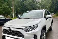 Toyota RAV4 V (XA50), 2020, пробег 48000 км
