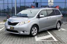 Toyota Sienna III (XL30) Рестайлинг