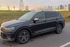 Volkswagen Tiguan Allspace II, 2019, пробег 221700 км