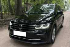 Volkswagen Tiguan II Рестайлинг, 2020, пробег 128000 км