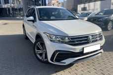 Volkswagen Tiguan II Рестайлинг, 2021, пробег 109900 км