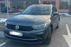 Volkswagen Tiguan II Рестайлинг, 2021, пробег 52000 км