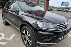 Volkswagen Touareg II  Рестайлинг, 2015, пробег 180600 км