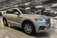 Volkswagen Touareg III, 2022, пробег 8000 км