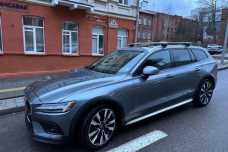 Volvo V60 Cross Country II, 2019, пробег 81800 км