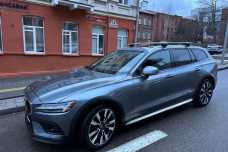 Volvo V60 Cross Country II
