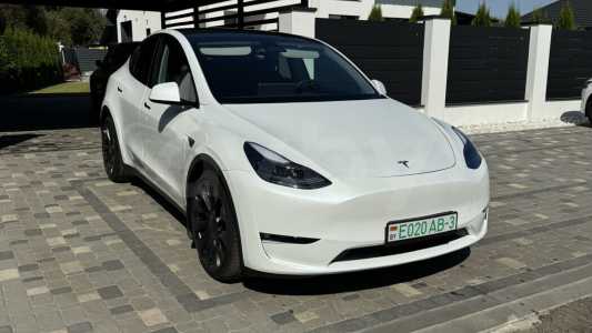 Tesla Model Y I