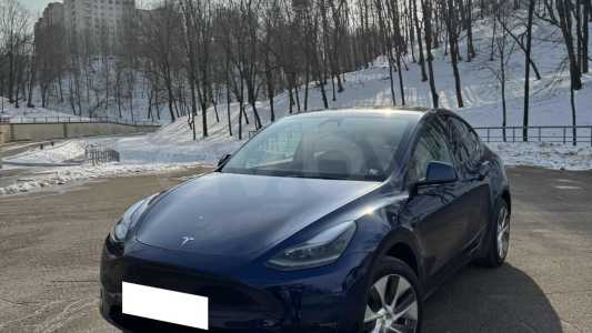 Tesla Model Y I