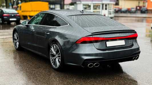 Audi A7 Type 4K8