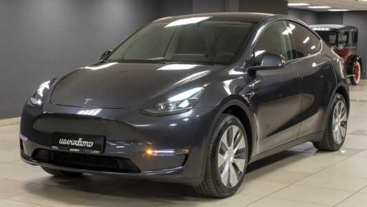 Tesla Model Y I