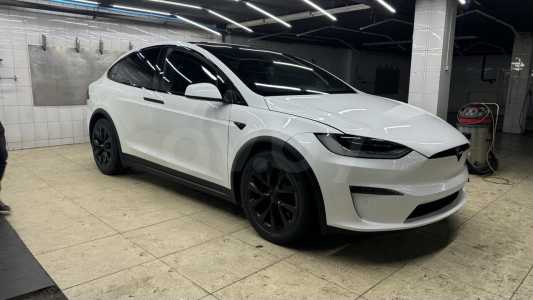 Tesla Model X I Рестайлинг