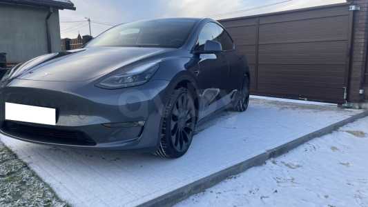 Tesla Model Y I