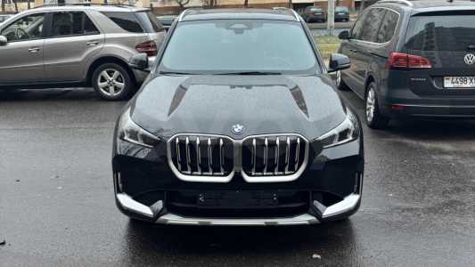 BMW X1 U11