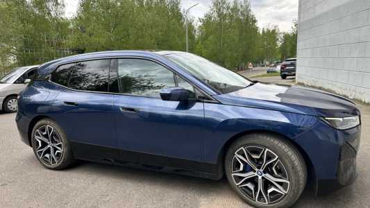 BMW iX I