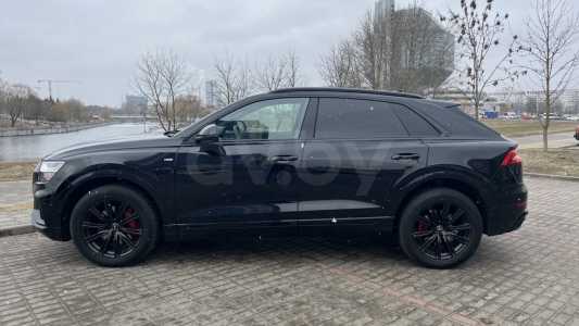 Audi Q8 I