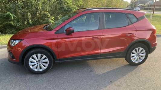 SEAT Arona I