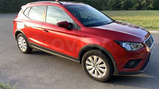 SEAT Arona I